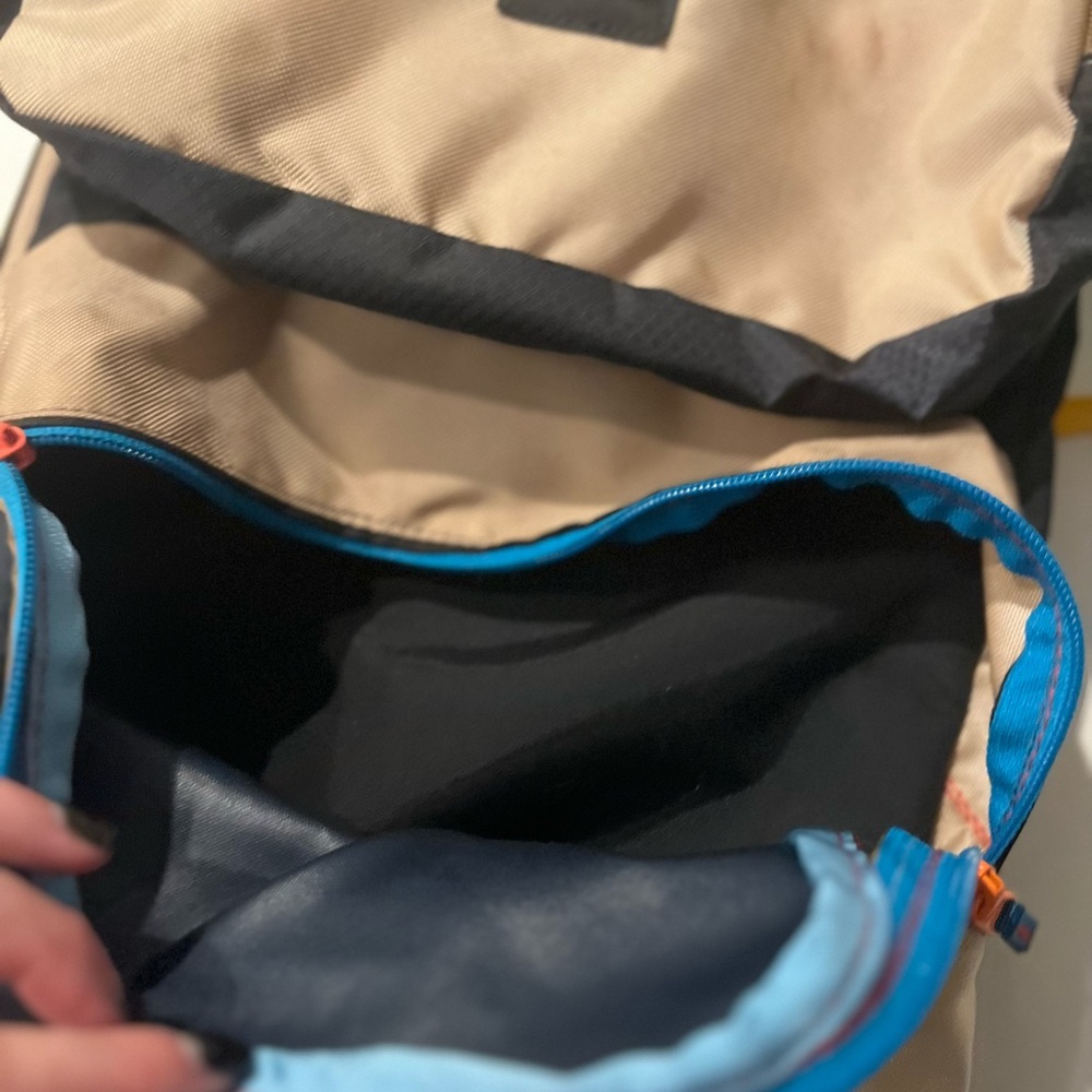 Cotopaxi Tasra 16L Backpack - Picture 3 of 7